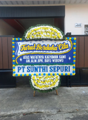 Papan Bunga Duka di Koto Selayan